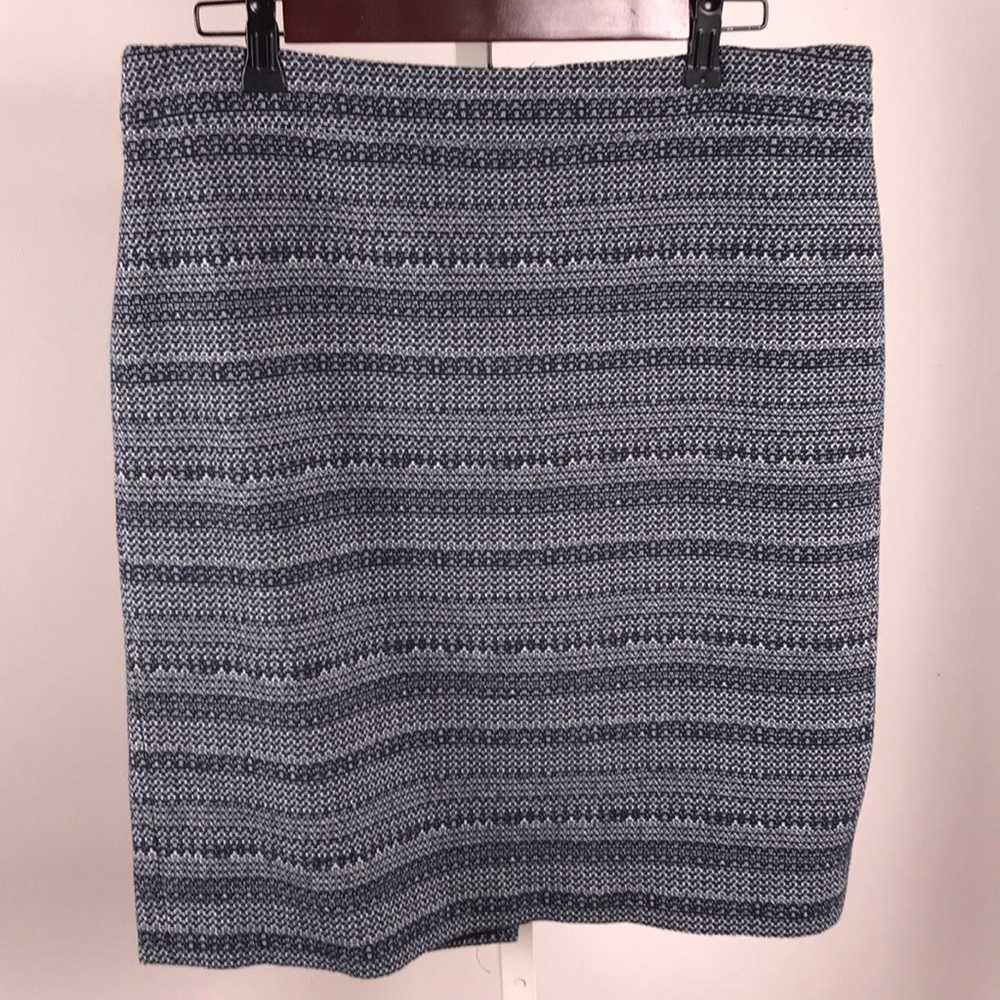 Ann Taylor Abstract Stripe Dark Blue Skirt 12P